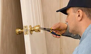 Gold Locksmith Store Mission, KS 913-364-2658 - local-locksmith