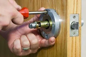 Gold Locksmith Store Mission, KS 913-364-2658 - lock-replace